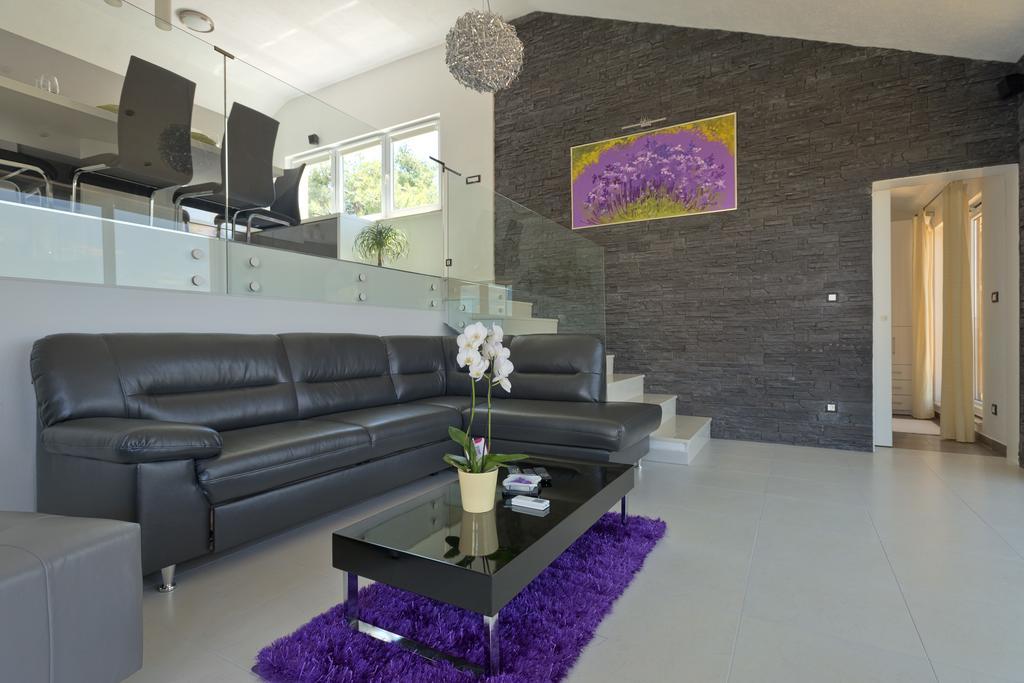 Deluxe Jelsa Apartment